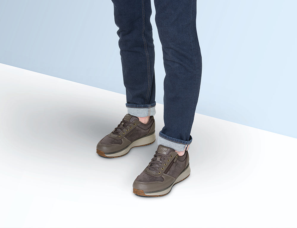 Mens Dynamo Brown Zip Active Trainers