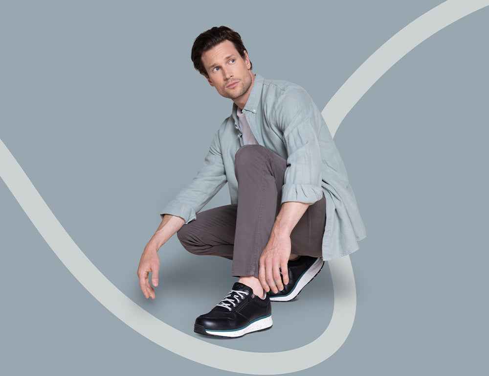 Mens Dynamo Black III Zip Active Trainers