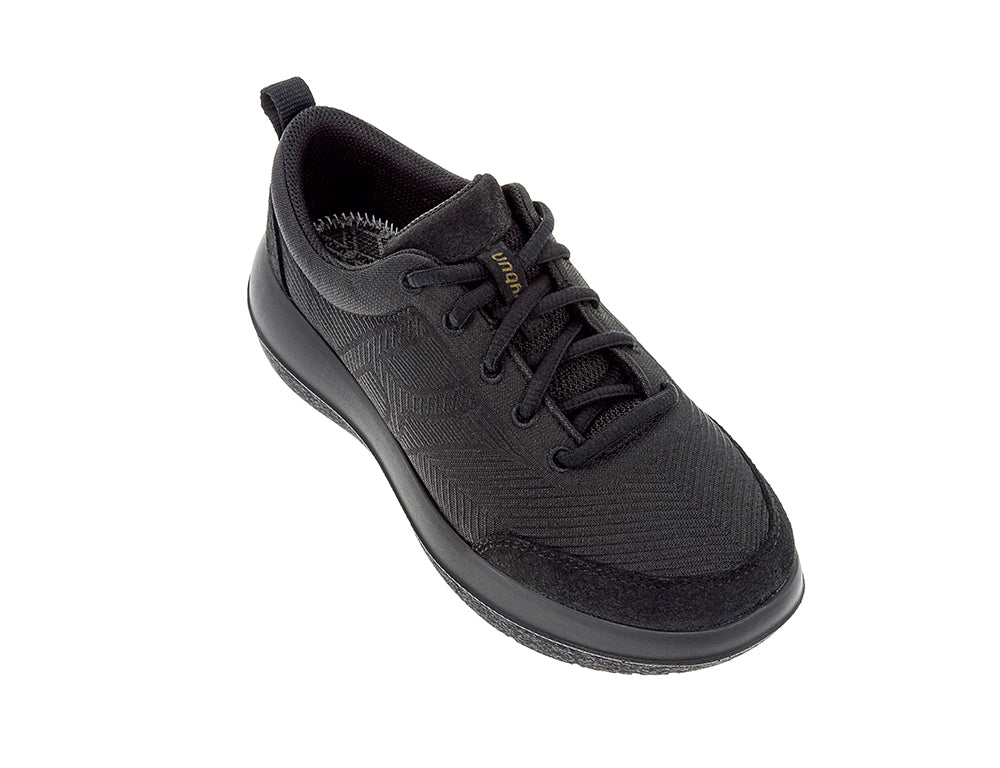 Womens Bauma 20 Black Wide-Fit Strato Trainers