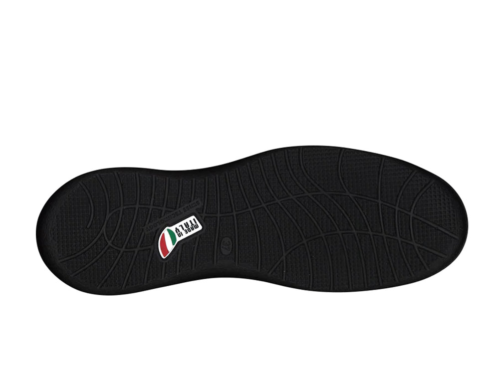 Womens Bauma 20 Black Wide-Fit Strato Trainers