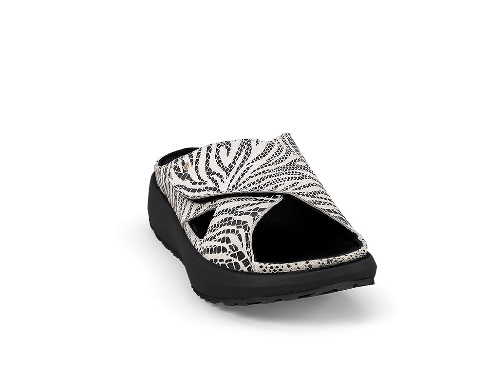 Joya Womens Senso Alicante Black White Sandals ShoeMed